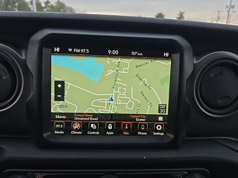 Certified 2023 Jeep Gladiator Willys image 28