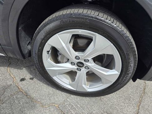 Used 2023 Audi Q5 2.0T Premium Plus w/ Premium Plus Package image 9