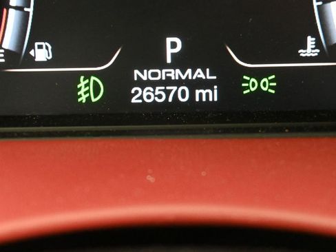 Used 2023 Maserati Levante GT AWD/4WD image 13
