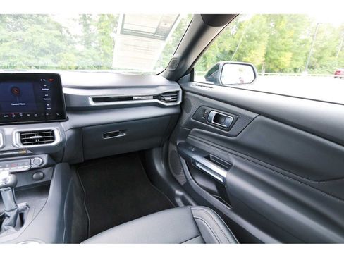 Used 2026 Ford Mustang Premium RWD image 8