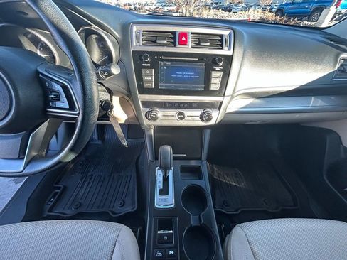 Used 2019 Subaru Outback 2.5i image 18