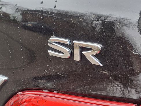 Used 2017 Nissan Sentra SR image 17