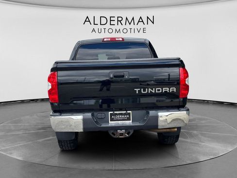 Used 2017 Toyota Tundra SR5 w/ TRD Off Road Package AWD/4WD image 4