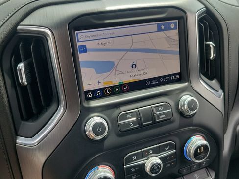 Used 2020 GMC Sierra 3500 Denali w/ Denali Ultimate Package AWD/4WD image 29