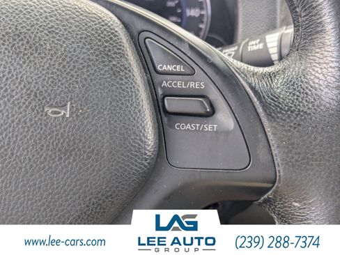 Used 2011 INFINITI G37 x w/ Premium Pkg image 22