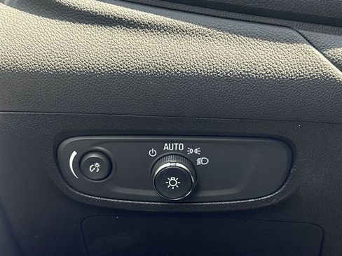 Certified 2025 Buick Encore GX Sport Touring w/ Advanced Technology Package FWD image 17