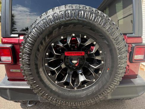 Used 2021 Jeep Wrangler Unlimited Sport image 15