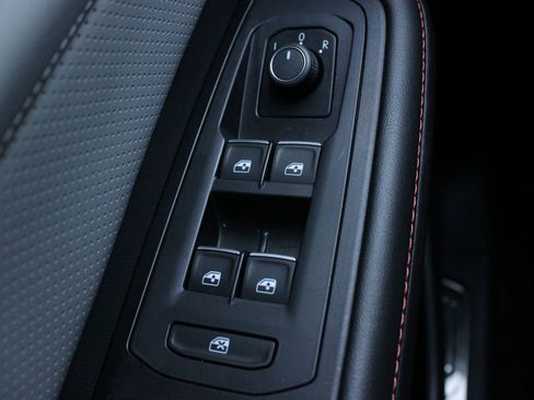 Used 2024 Volkswagen Atlas Peak Edition SE AWD/4WD image 26