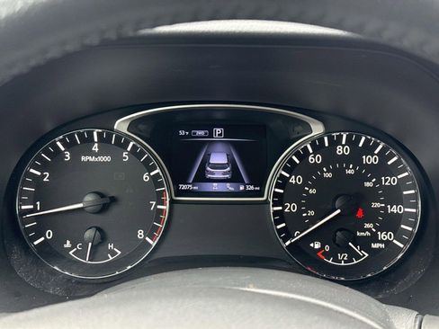 Used 2018 Nissan Pathfinder Platinum image 24