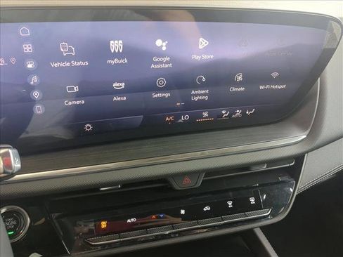 New 2025 Buick Envision Preferred image 13