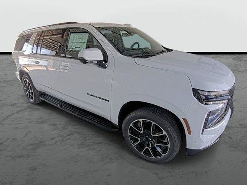 New 2026 Chevrolet Suburban RST image 5