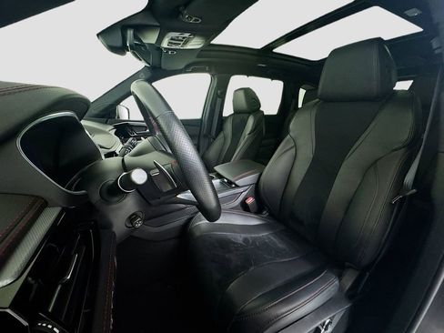 Used 2023 Acura MDX A-Spec image 9