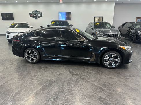 Used 2021 Kia Stinger GT-Line image 4