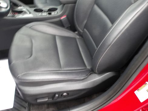 Used 2022 Kia Niro EX Premium image 13