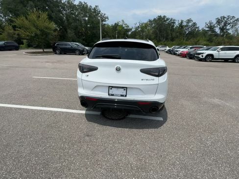 Used 2024 Alfa Romeo Stelvio Veloce AWD/4WD image 7