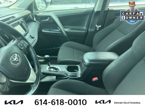 Used 2018 Toyota RAV4 XLE image 10