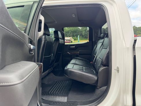 Used 2019 GMC Sierra 1500 SLE w/ X31 Off-Road Package AWD/4WD image 13