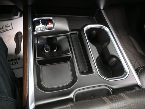 Used 2022 Chevrolet Silverado 1500 High Country w/ High Country Premium Package image 11