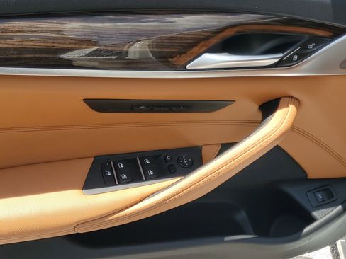 Used 2022 BMW 530i xDrive w/ Convenience Package image 20