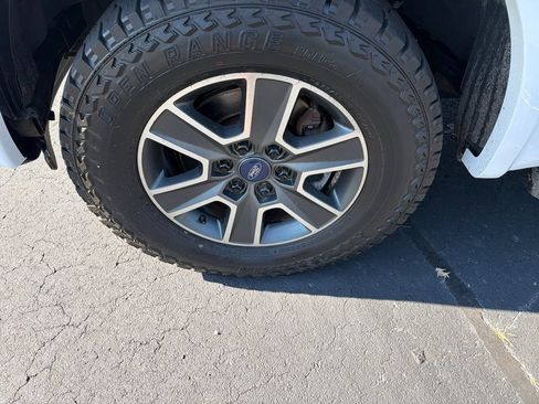 Used 2015 Ford F150 Lariat AWD/4WD image 10