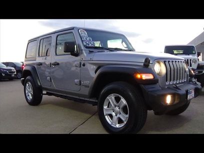 Used 2020 Jeep Wrangler Unlimited Sport w/ Cold Weather Group