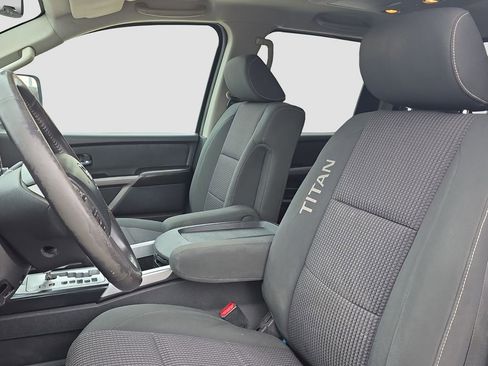 Used 2015 Nissan Titan PRO-4X image 7