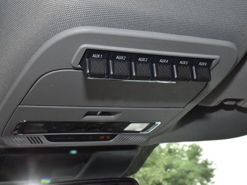 Used 2023 Ford F250 Lariat w/ Lariat Ultimate Package AWD/4WD image 31