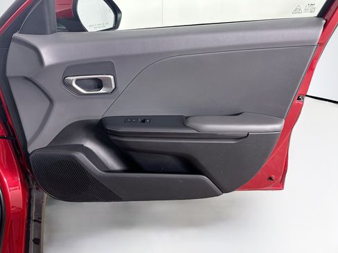Used 2025 Kia K4 FWD image 30
