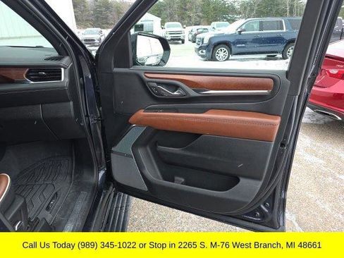 Used 2024 GMC Yukon XL Denali Ultimate w/ LPO, Floor Liner Package AWD/4WD image 34