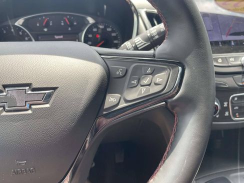 Used 2023 Chevrolet Equinox RS w/ RS Leather Package FWD image 21