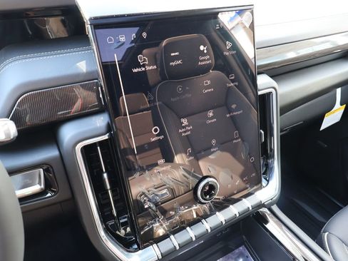 New 2026 GMC Yukon XL Elevation w/ Elevation Premium Package AWD/4WD image 23