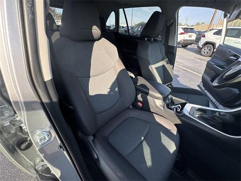 Certified 2025 Toyota RAV4 XLE w/ Convenience Package image 24