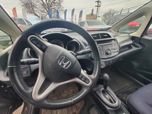 Used 2013 Honda Fit Sport image 3