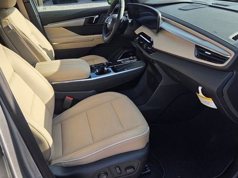 New 2026 Buick Enclave Preferred w/ Power Package image 17