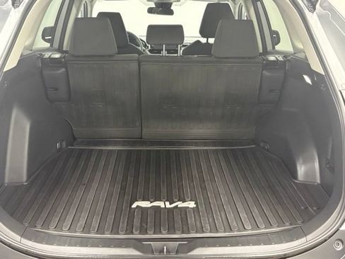 Used 2024 Toyota RAV4 LE FWD image 8