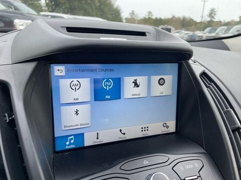 Used 2016 Ford Escape SE w/ Equipment Group 201A image 26