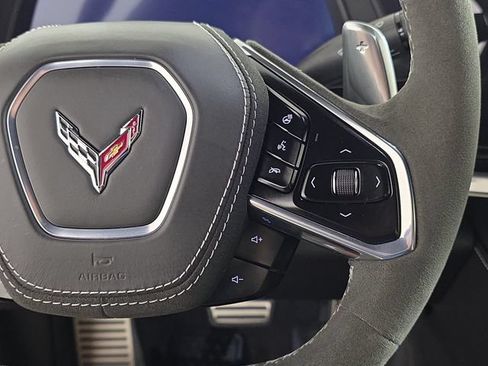Used 2023 Chevrolet Corvette Stingray Premium Cpe w/ Z51 Performance Package RWD image 15