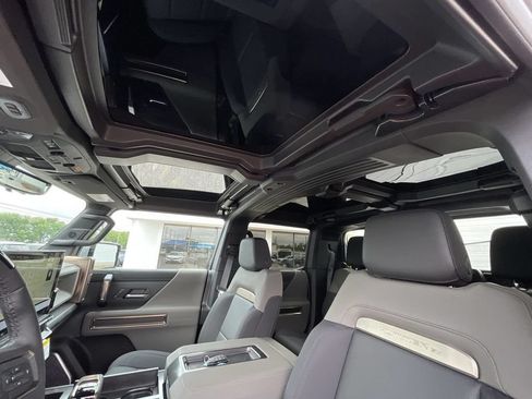 New 2025 GMC Hummer EV 3X AWD/4WD image 14