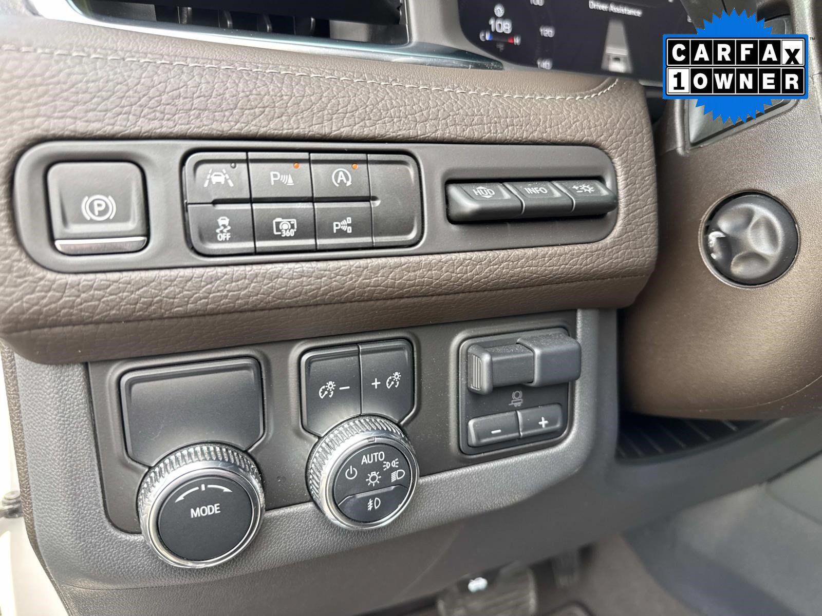 Used 2024 GMC Yukon Denali w/ Advanced Technology Package RWD image 39