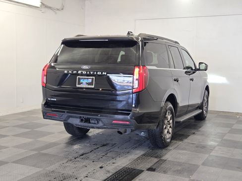 Certified 2025 Ford Expedition Active image 7