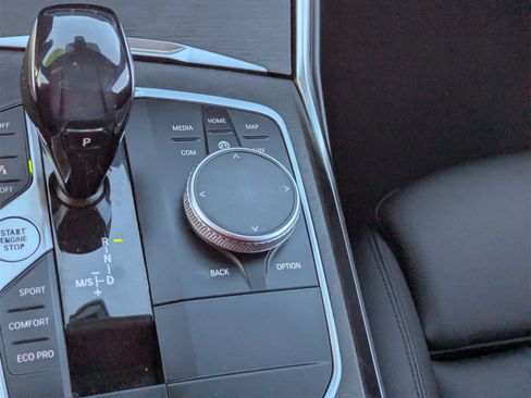 Used 2021 BMW 430i Coupe w/ Convenience Package image 24