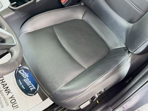 Used 2024 Toyota RAV4 Limited image 17