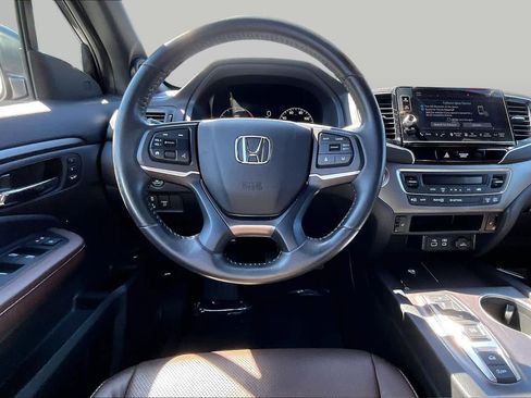 Used 2025 Honda Ridgeline RTL image 5