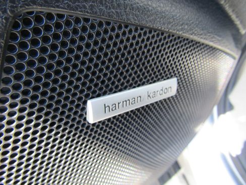 Used 2012 Subaru Outback 2.5i Limited image 17