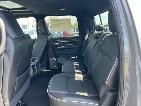 New 2026 RAM 2500 Laramie AWD/4WD image 5