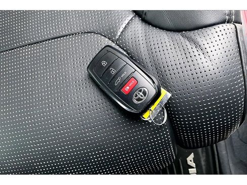 Used 2024 Toyota Sequoia Capstone image 35