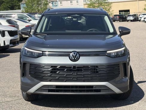 New 2026 Volkswagen Tiguan S FWD image 2