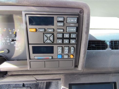 Used 1993 Chevrolet Silverado 3500 Custom Dually image 43