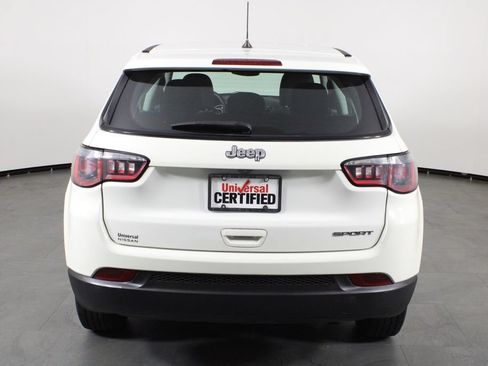 Used 2018 Jeep Compass Sport FWD image 10