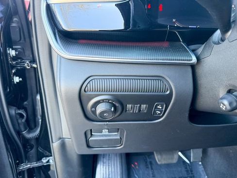 Used 2024 Jeep Grand Wagoneer L Series II w/ Quick Order Packagew 28T image 20